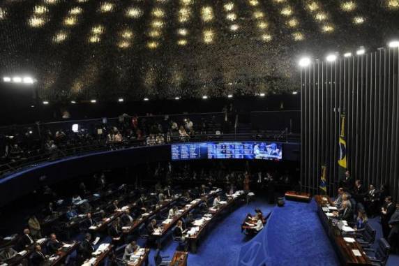 Fase de pronunciamentos do julgamento do impeachment no 

Senado durou cerca de 12 horas