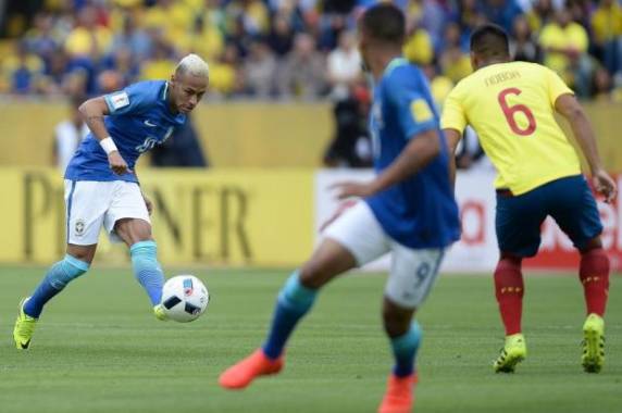 Neymar e Gabriel Jesus fizeram os gols brasileiros