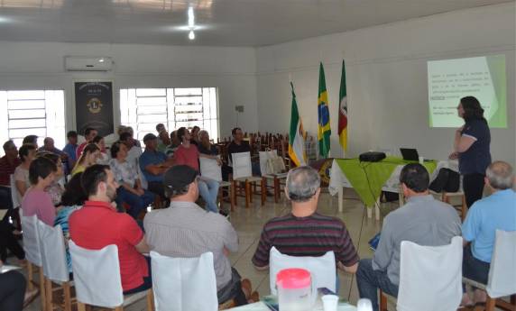 Assessoria técnica dar-se-á inicialmente com ênfase em boas práticas de fabricação, observando a legislação e os aspectos sanitário e ambiental