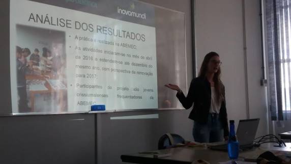 Marina Hertz Knob desenvolveu projeto intitulado Moda em Prol da 

Vulnerabilidade Social