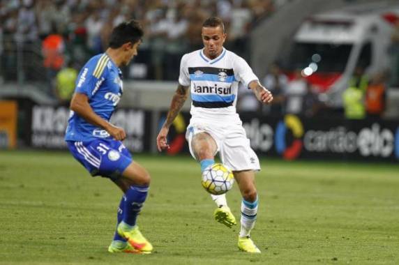 Tricolor agora enfrenta o Cruzeiro