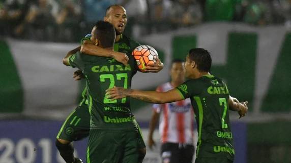 Na 

segunda participação internacional na história do clube, time alcança fase inédita ao inverter vantagem do time de Barranquilla com 3 a 0 na Arena Condá; Ananias, Gil e Thiego marcam para o 

Verdão