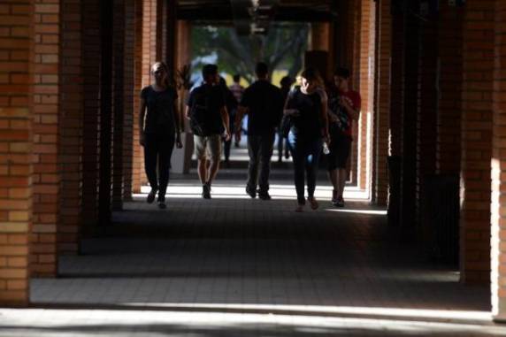 Prazo terminaria hoje, mas foi estendido porque meio milhão de estudantes ainda não finalizaram o processo