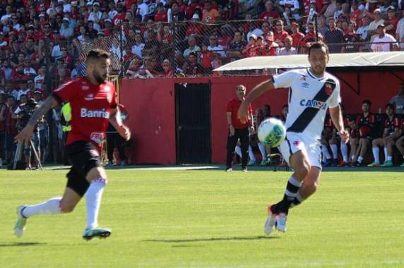 Diogo Oliveira e Marcos Paraná marcaram para o Xavante