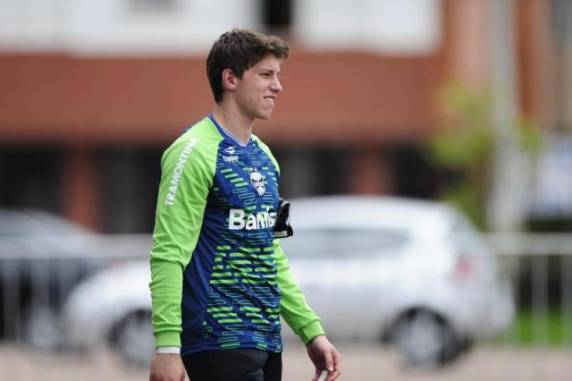 Goleiro de Boa Vista do Buricá, foi uma das sete 

pessoas resgatadas com vida após a queda do avião na Colômbia