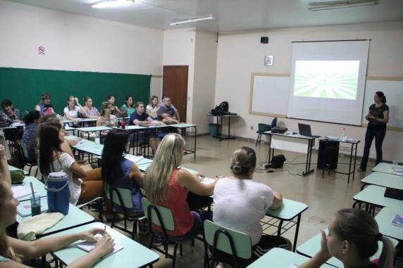 Série de palestras e atividades fazem parte do planejamento da Secretaria Municipal de Educação