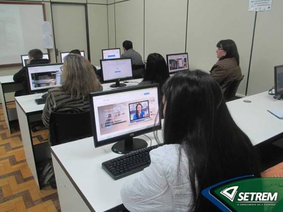 Formação de 20h gera certificado aos participantes que comparecerem a no mínimo 75% das aulas