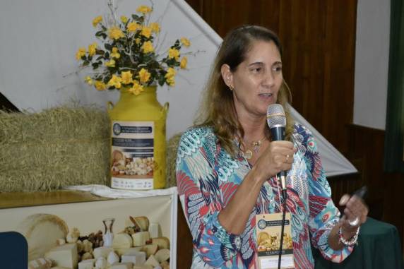 O prazo para submissão de trabalhos é em 26 de março de 2017. Informações 

completas sobre o evento estão disponíveis em setrem.com.br/simposiolacteos