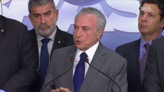 Segundo o presidente, 

governo percebeu a necessidade de dar autonomia aos estados e municípios