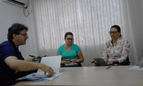 Oportunidades nas áreas de ensino, pesquisa, extensão e pós-graduação foram apresentadas à sócia proprietária e a 

gestores da empresa