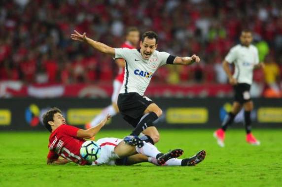 Rodrigo Dourado fez o gol colorado no Beira-Rio