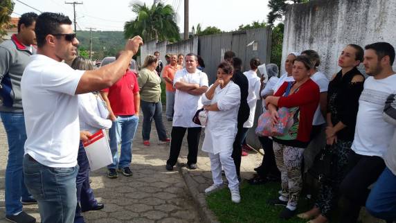 Atraso nos 

salários de abril gerou paralisação de atendimento na Casa de Saúde Rio Maina, em Criciúma