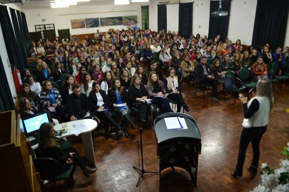 3º 

Encontro Interdisciplinar da Enfermagem e Psicologia SETREM foi realizado no Auditório do Campus da instituição