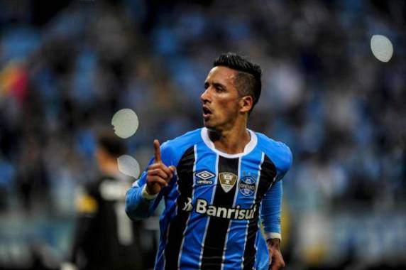 Com o resultado, equipe do técnico Renato Portaluppi 

se reaproxima dos líderes