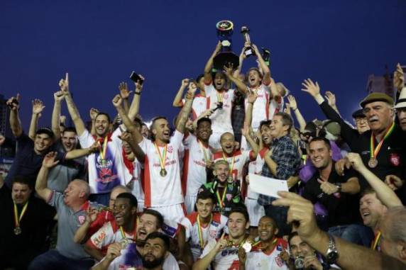 Goleiro Jonatas foi o destaque da decisão