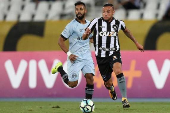 Time de Renato Portaluppi produziu pouco e não teve força para buscar o empate no Rio