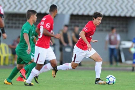 Pottker marcou o gol da equipe de Odair Hellmann