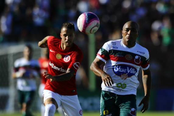 Time de Odair Hellmann segue na 

liderança provisória do Gauchão