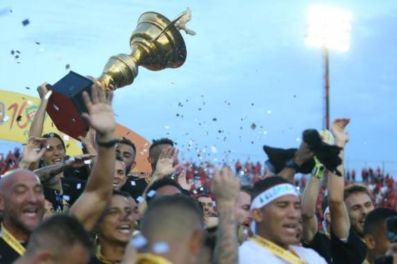 Cícero, Alisson e Leo Moura marcaram os gols do segundo jogo da decisão, no Bento Freitas