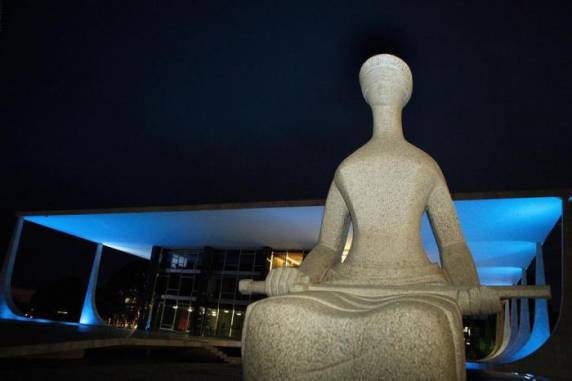 Caso percam os cargos, casos podem ser enviados à primeira instância, como a 

13ª Vara Criminal Federal de Curitiba, onde atua Sergio Moro