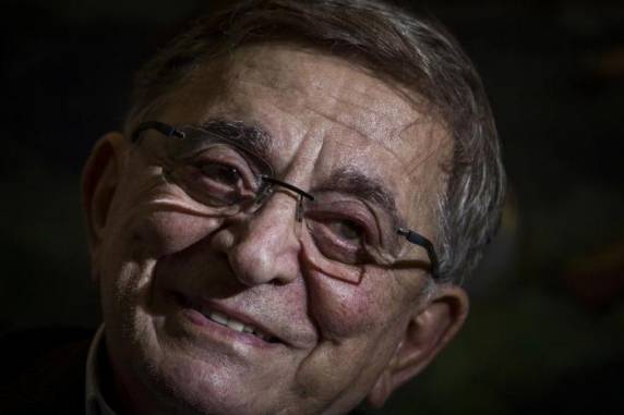 Ex-dirigente multicampeão com o clube estava 

internado no Hospital Moinhos de Vento