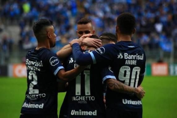 Resultado encerra sequência de três jogos sem vitórias como mandante no Brasileirão