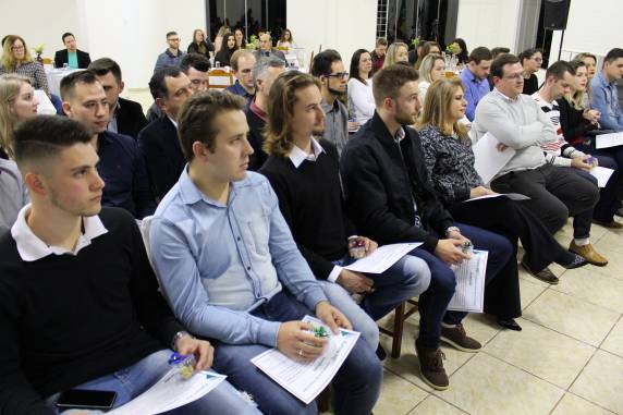 Ao todo 36 formandos 

receberam o certificado em cerimônia realizada na sexta-feira, 13