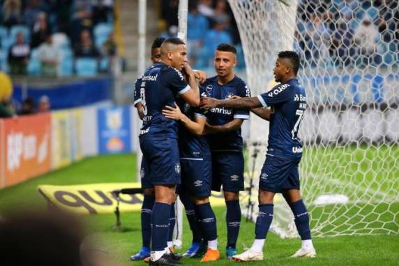 Douglas, Jailson, Pepê e Everton marcaram os gols tricolores
