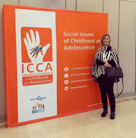 Cris Krindges apresentou trabalhos desenvolvidos no curso de Psicologia da Setrem