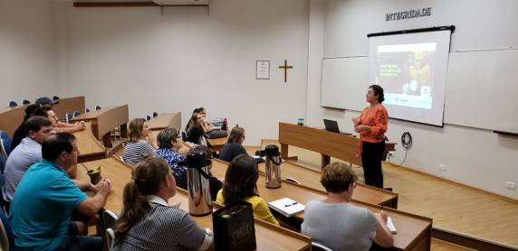 Iniciou no sábado, 16 de março, mais uma edição do Curso de Boas Práticas na Manipulação de Alimentos, promovido pela Faculdade Horizontina