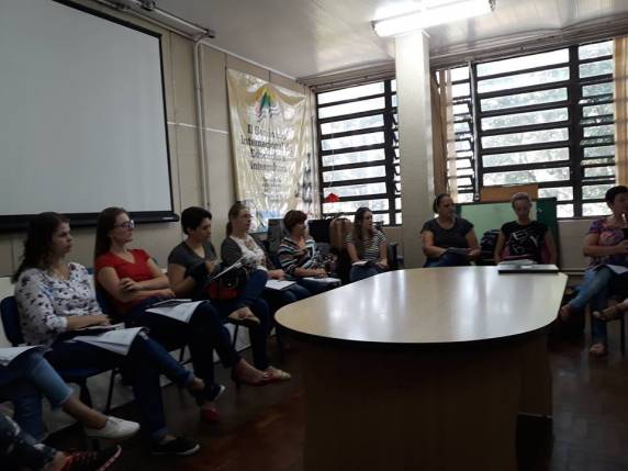 Em virtude do encontro não haverá aula nesta sexta-feira em todas as escolas municipais