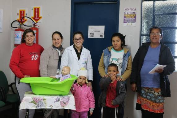 Na ESF Viva Bem as atividades são voltadas a trabalhos manuais e orientações com profissionais da saúde