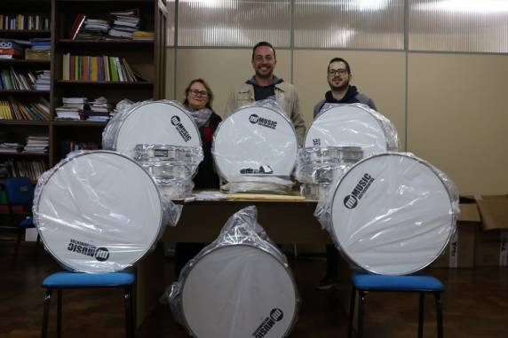 A aquisição, materiais para conserto e reposição dos  equipamentos se deve ao desfile cívico que será realizado em setembro