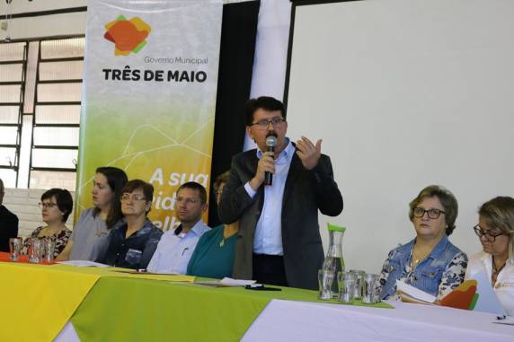 O objetivo do Seminário é proporcionar a construção de um ambiente educativo em que se possa vivenciar a Educação para o Bem Viver