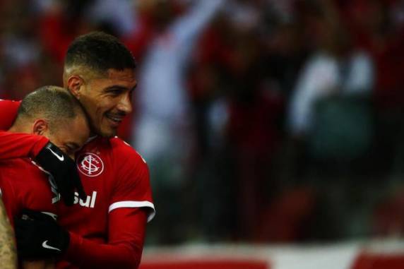 Equipe de Odair Hellmann enfrentará o Athletico-PR, que eliminou o Grêmio na outra semifinal