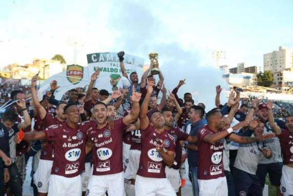 Diogo Oliveira marcou o gol do título, que levou o time da Serra à decisão do Estadual
