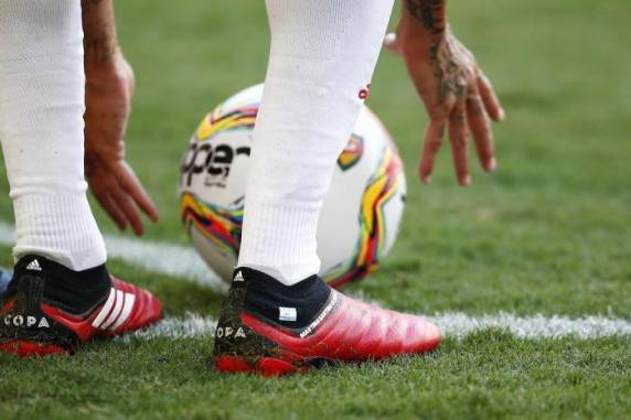 Tricolor jogará às 11h contra o Juventude e time colorado às 19h, diante do Caxias, ambos no sábado