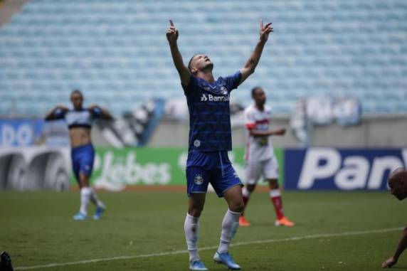 Paulo Miranda, Thiago Neves e Diego Souza marcaram os gols do Tricolor