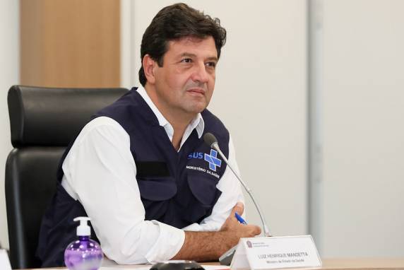 Ministério da Saúde também confirmou os primeiros óbitos fora da região Sudeste, em Pernambuco, Amazonas e no Rio Grande do Sul