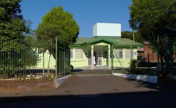 Segundo responsável pelo Lar Nossa Senhora da Luz, outros 30 pacientes testaram negativo. Secretaria Estadual da Saúde registrou 28 novos casos na cidade neste sábado, mas não confirma se idosos estão entre eles