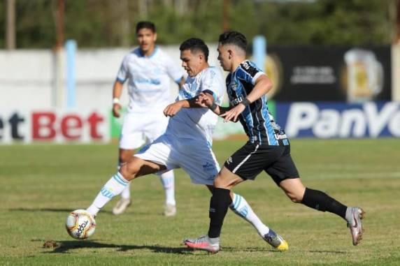 Com 0 a 0, equipe de Renato Portaluppi terminou como líder do Grupo B