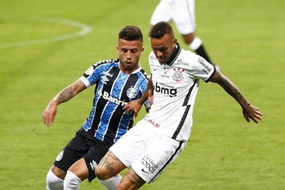 Diego Souza chegou a errar pênalti, e duelo pela terceira rodada do Brasileirão terminou sem gols