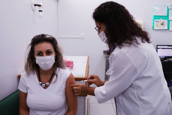 Mais 230 pessoas foram imunizadas na última semana