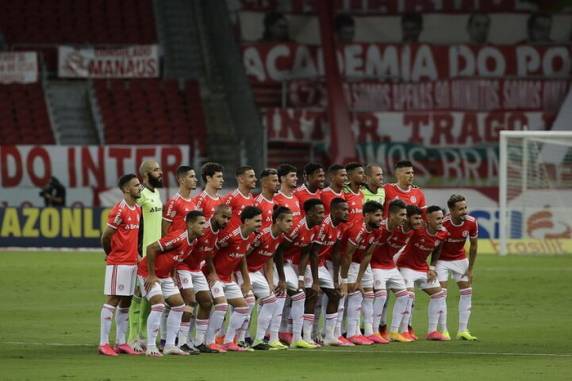 Colorado contou com tropeço do Flamengo no Morumbi, mas não fez sua parte dentro de casa
