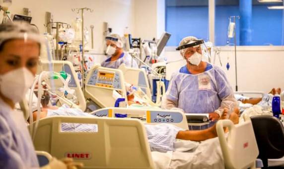 São 1.641 óbitos contabilizados em um dia e mais 59.925 casos relatados