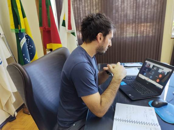 Reunião da AMUFRON também objetivou discutir as medidas regionais que devem ser adotadas com a volta da Cogestão