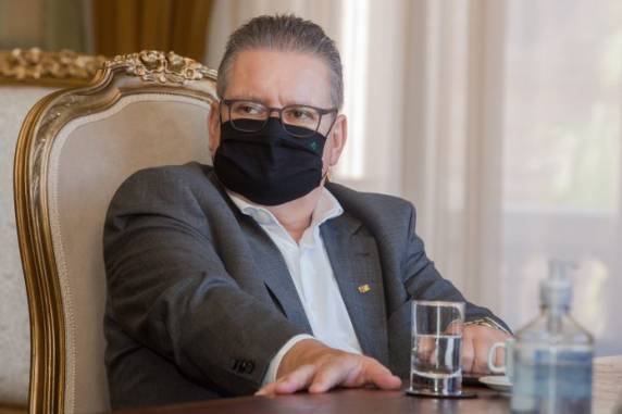 Data da desfiliação ainda não está definida, porque parlamentares querem garantia de que não perderão mandato