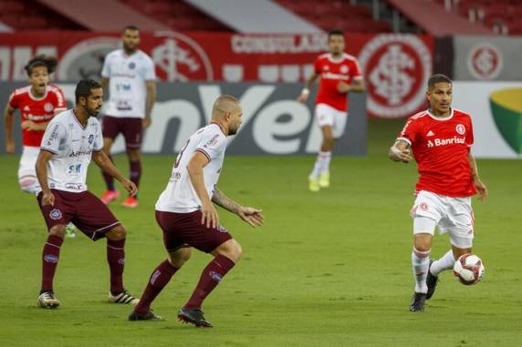 Colorado chegou aos 13 pontos, mas ainda pode ser alcançado no complemento da rodada