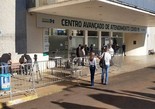 Medida em decreto vale até quinta. Município no Oeste catarinense também definiu ambulatórios, UPA e unidades de saúde para testagem da Covid-19