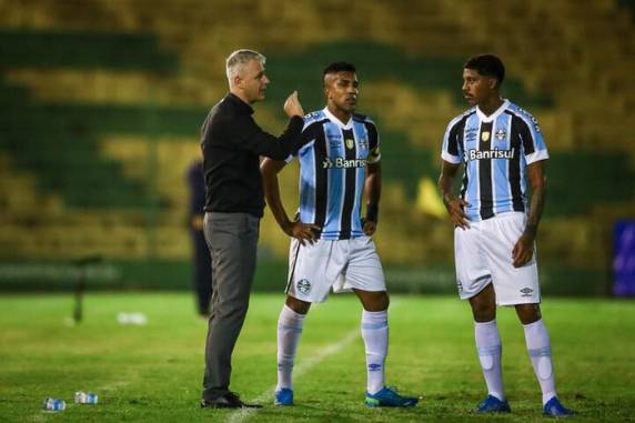 Na estreia de Tiago Nunes, Tricolor ganhou em Erechim por 3 a 2, com gols de Diego Souza, Léo Pereira e Vanderson